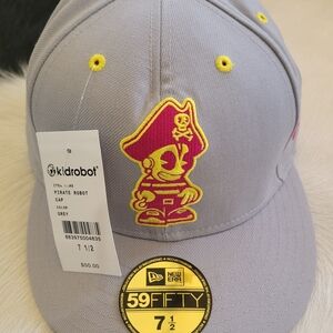 Kidrobot Pirate Robot Gray Cap